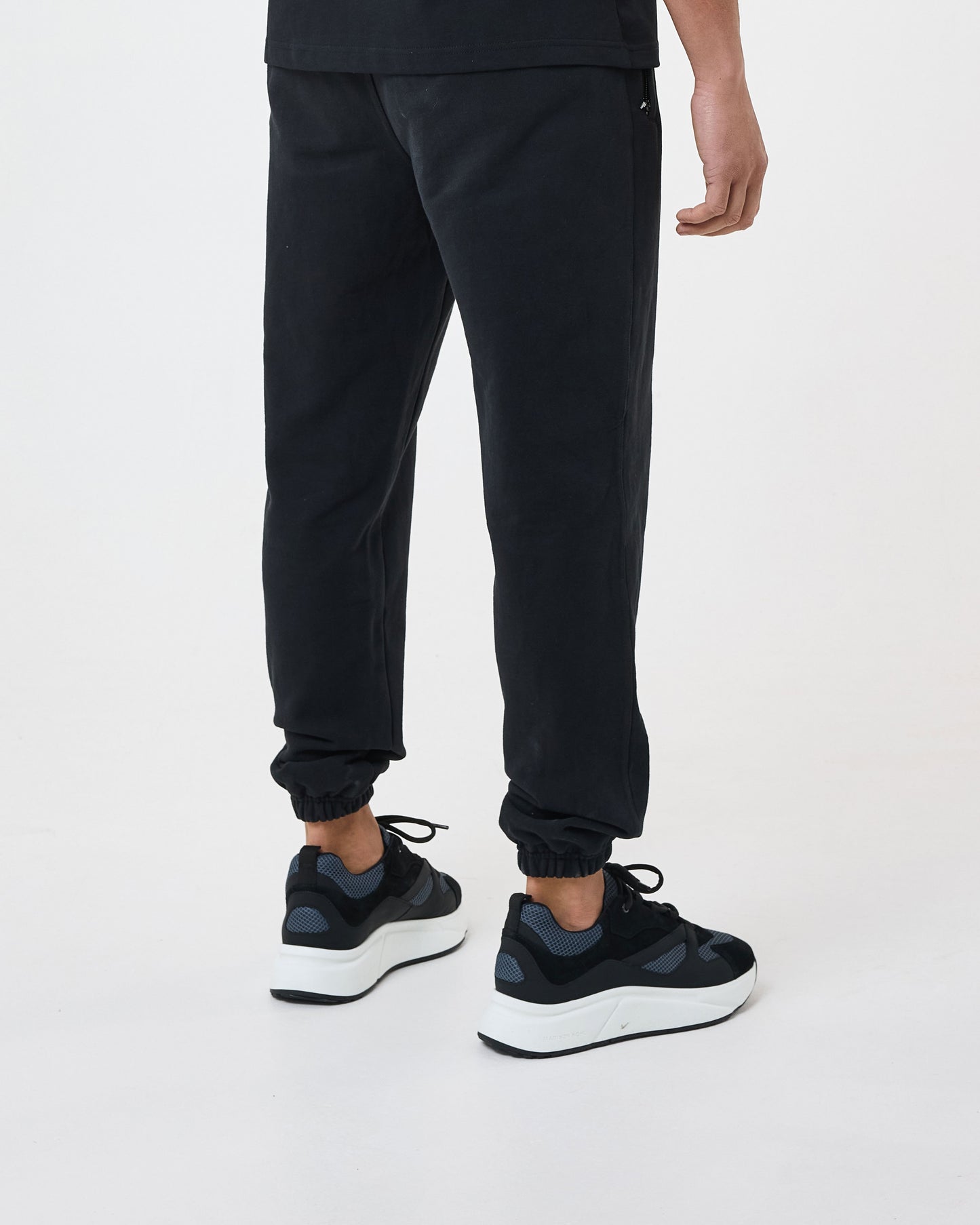 Time Flies Cuffed Jogger Black