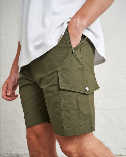 CARGO SHORTS - KHAKI