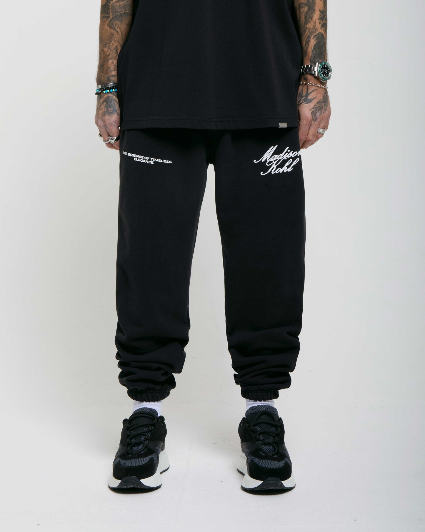 Time Flies Cuffed Jogger Black