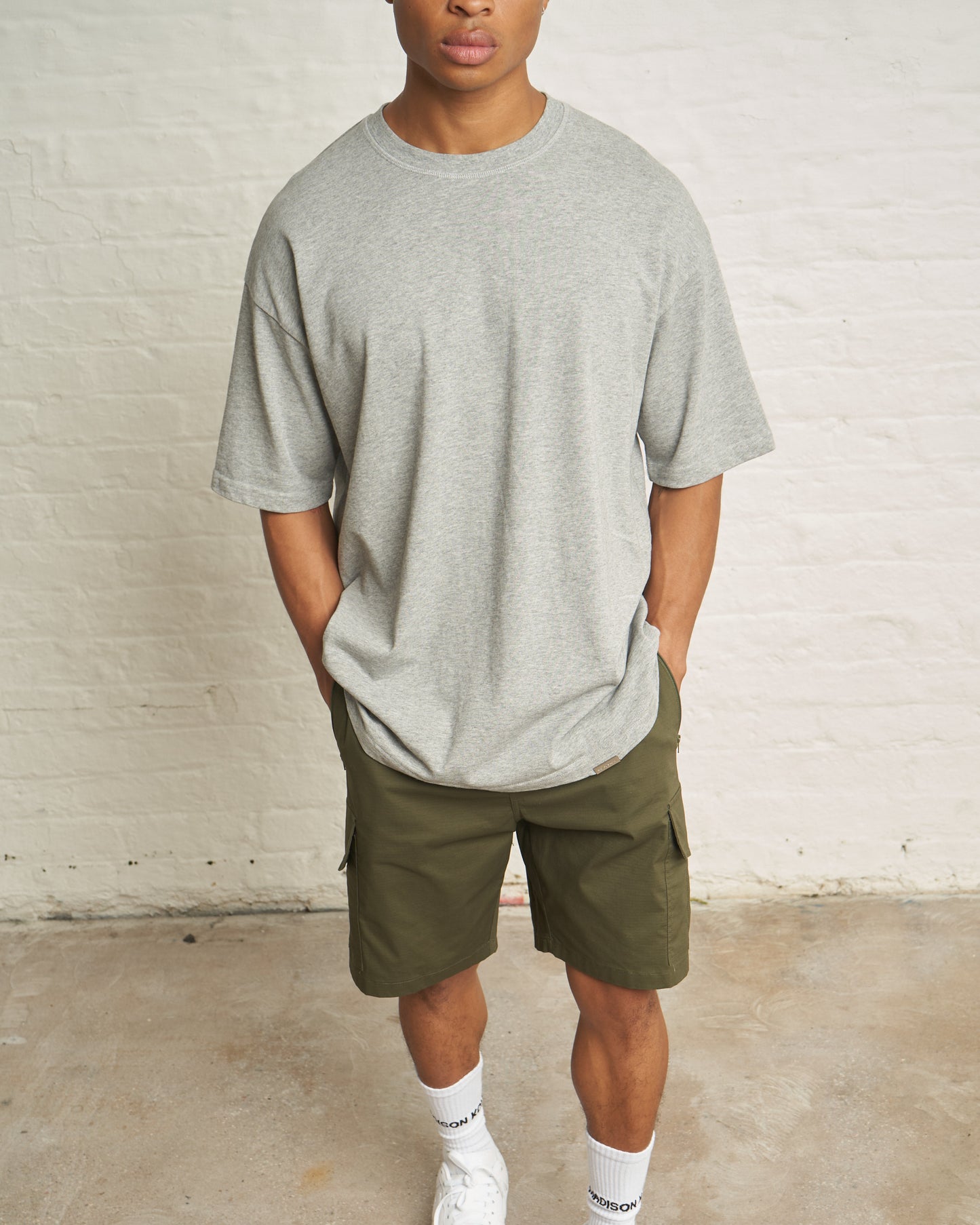 300gsm ESSENTIAL OVERSIZED T/SHIRT - GREY