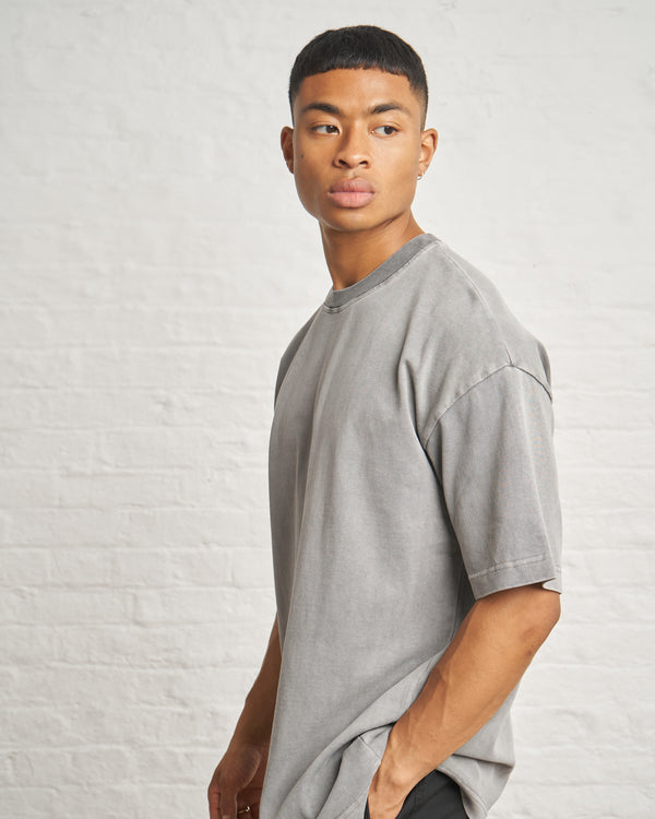 300gsm ESSENTIAL OVERSIZED T/SHIRT- WASHED GREY
