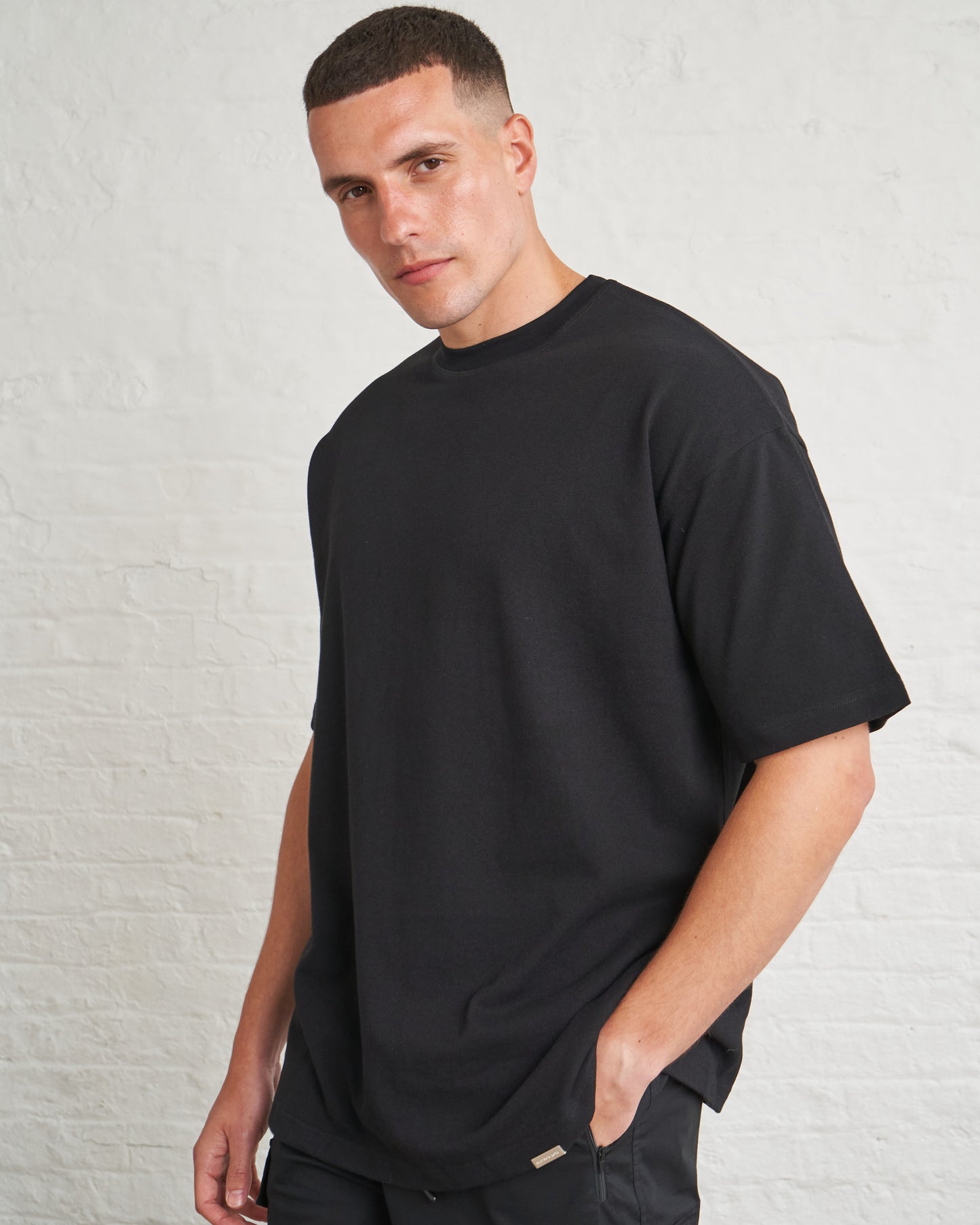 300gsm ESSENTIAL OVERSIZED T/SHIRT - BLACK